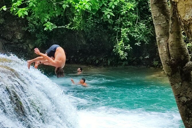 Tour to Copalitilla Magical Waterfalls from Huatulco with admission included - What the $53 price really covers
