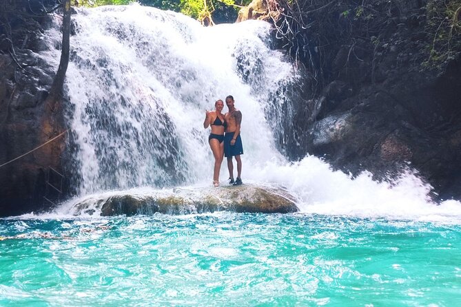Tour to Copalitilla Magical Waterfalls from Huatulco with admission included - The 10:30 pickup and the road into the mountains