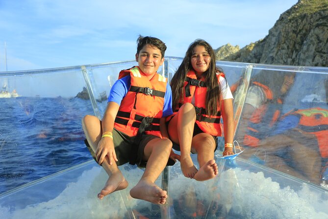 Tours in Cabo, Paseo al Arco and Fin de la Tierra in the only Clear Boat - Sea lions, pelicans, and the Sea of Cortez