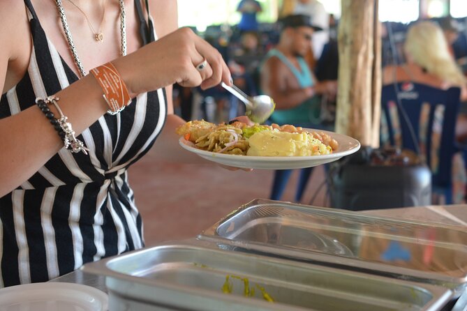 TULUM 4x1 : Archaeological Site, Cenote, 5th Avenue and lunch - A Mayan buffet that adds real value