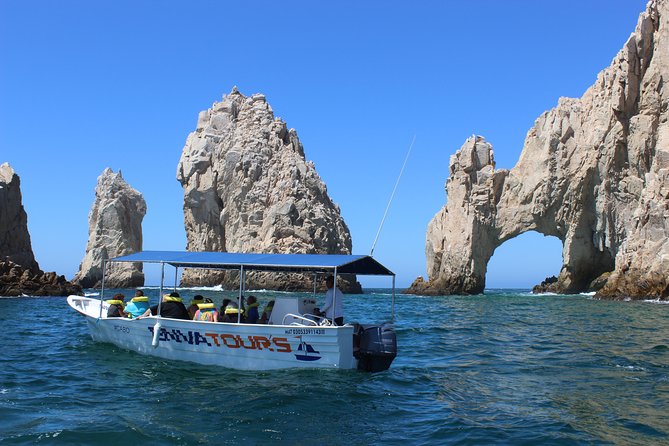 Two Capes City Tour - One day, two sides of Los Cabos