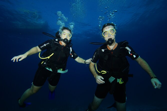 Two Reefs For Certified Divers in Cancun - The people behind the operation
