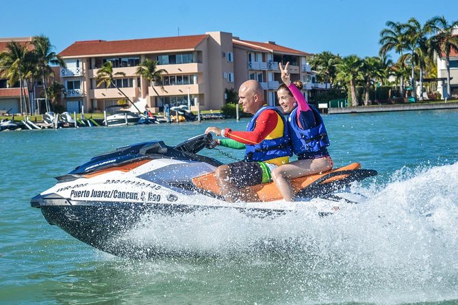 Waverunners Rentals in Cancun - Riding Your Own Jet Ski on Nichupte Lagoon