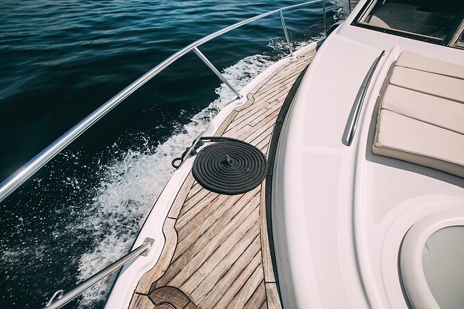 Yacht Meridian 40FT Best Private Rental in Cancun - Is the yacht really luxury?