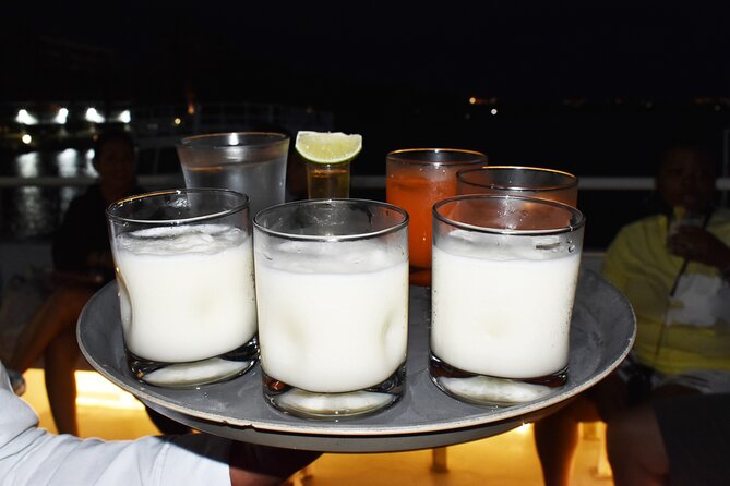 Your Romantic Dinner in Cancun, includes national open bar and live music - A Spanish galleon sunset in Cancun